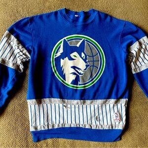 VINTAGE OLD SCHOOL Minnesota Timberwolves Crewneck Sweatshirt
